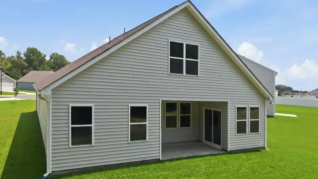 Exterior details and patio area of a home in Villa Grande, Winterville (Image 21).