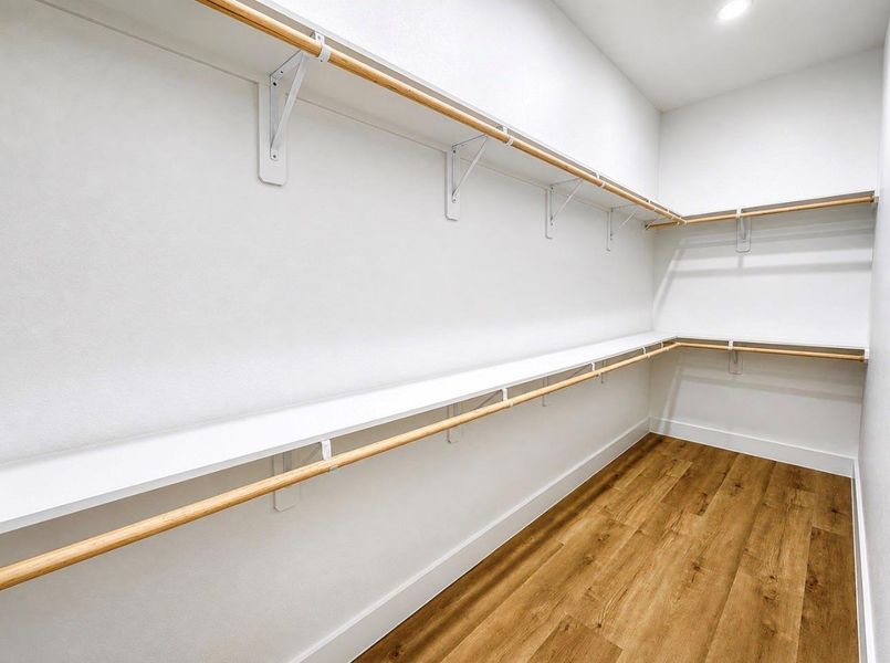 Spacious, unfurnished interior of a new home in , Houston (Image 24).