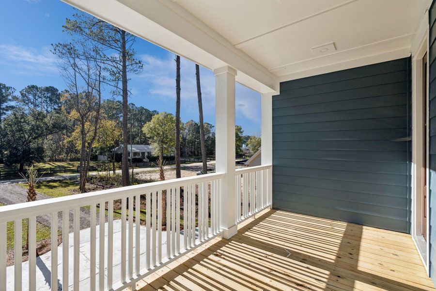 Exterior details and patio area of a home in , Awendaw (Image 4).