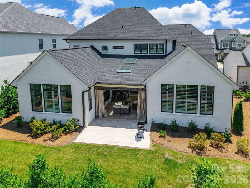 Exterior details and patio area of a home in , Fort Mill (Image 4).