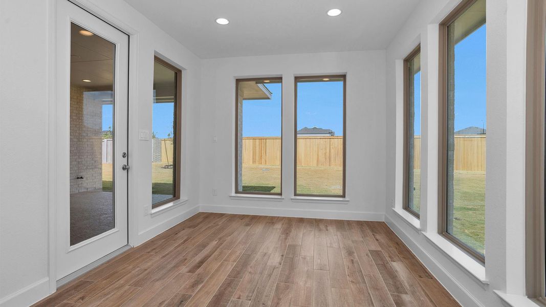 Spacious, unfurnished interior of a new home in Bridgeland, Cypress (Image 10).