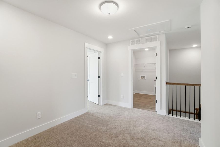 Spacious, unfurnished interior of a new home in Blythe Mill Townhomes, Waxhaw (Image 22). Spacious, unfurnished interior of a new home in Blythe Mill Townhomes, Waxhaw (Image 22).