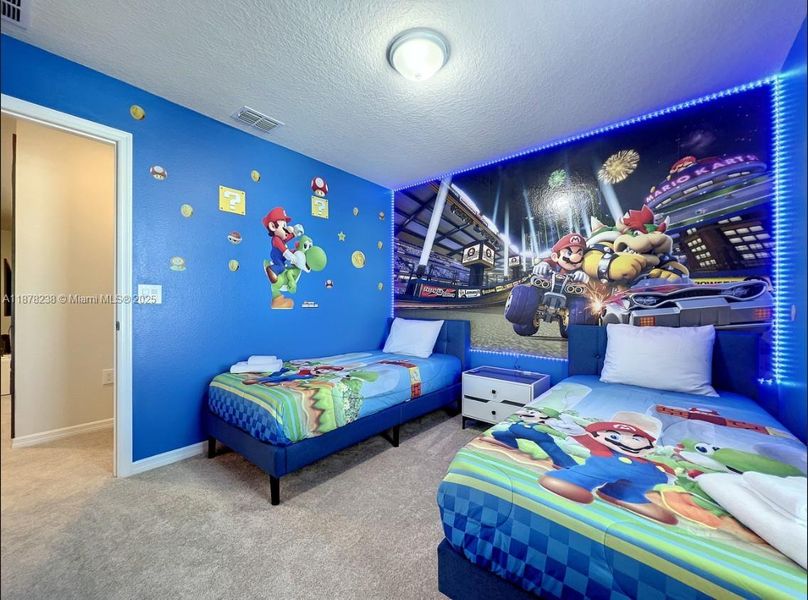 Furnished interior view inside a new home in , Davenport (Image 25).