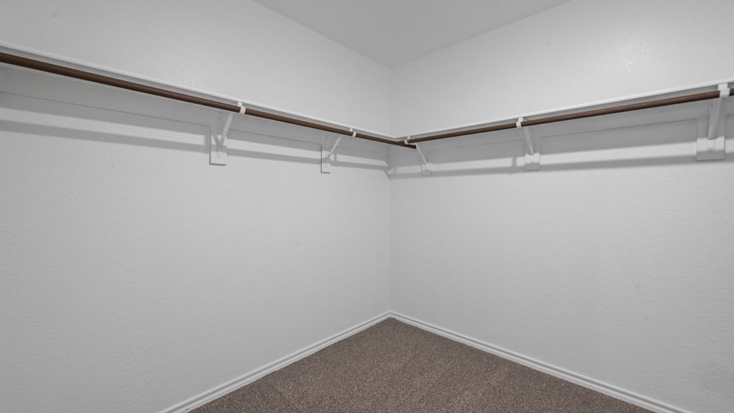 Spacious, unfurnished interior of a new home in Wildwood, Royse City (Image 23).