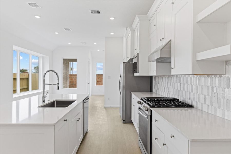 Furnished interior view inside a new home in Lago Mar: Bristol Collection, Texas City (Image 11).