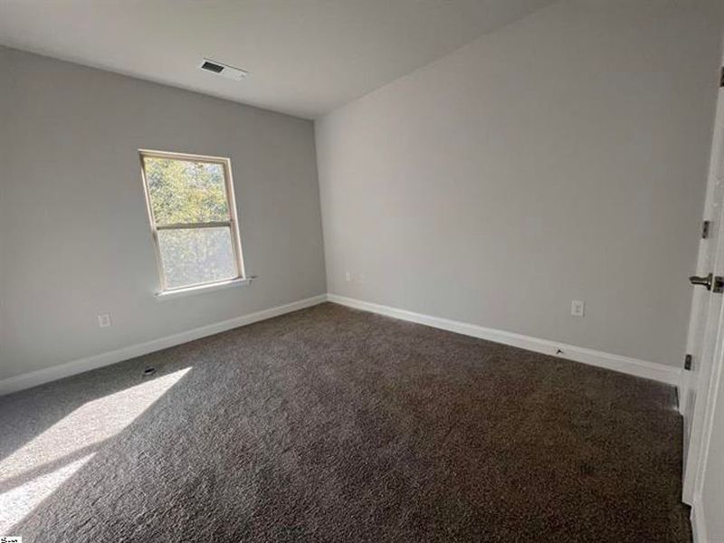 Spacious, unfurnished interior of a new home in Harrison Valley, Simpsonville (Image 16).
