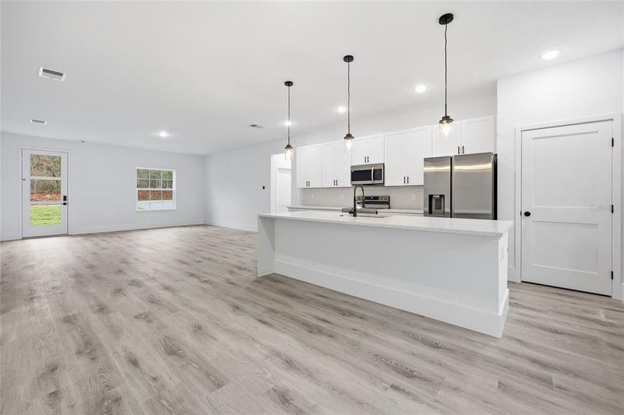 Image 33 of a home in .