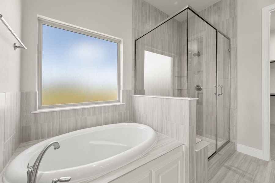 Furnished interior view inside a new home in River Ranch, Van Alstyne (Image 11).