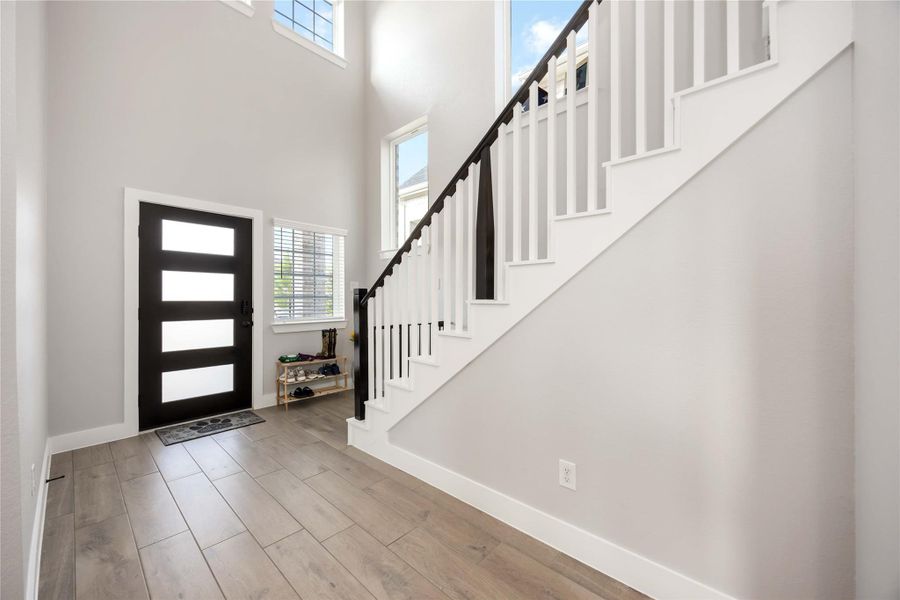 Spacious, unfurnished interior of a new home in , Conroe (Image 19). Spacious, unfurnished interior of a new home in , Conroe (Image 19).
