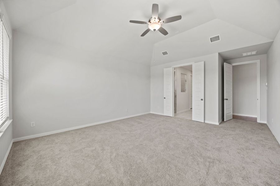 Representative unfurnished interior of a home built from the Camden by Cambridge Homes in Tinsley Meadows, Van Alstyne (Image 23). Representative unfurnished interior of a home built from the Camden by Cambridge Homes in Tinsley Meadows, Van Alstyne (Image 23).