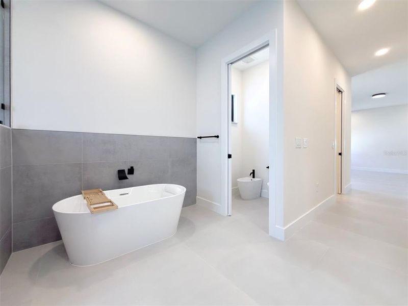 Furnished interior view inside a new home in , Port Charlotte (Image 7).