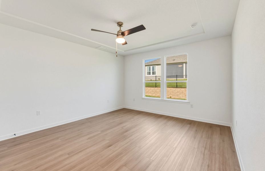 Representative unfurnished interior of a home built from the Mystique by Del Webb in Del Webb Sonoma Verde, Rockwall (Image 18).