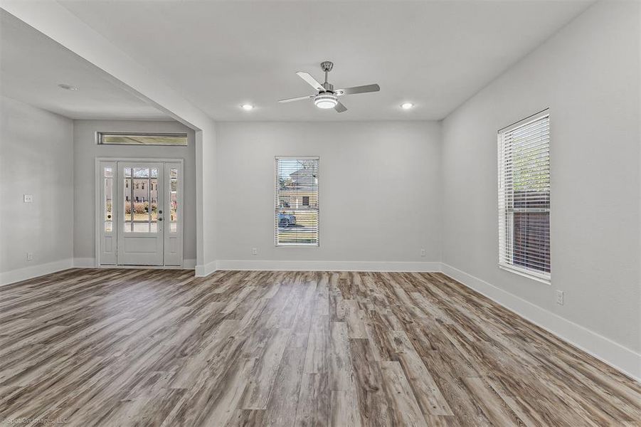 Spacious, unfurnished interior of a new home in , Terrell (Image 28). Spacious, unfurnished interior of a new home in , Terrell (Image 28).