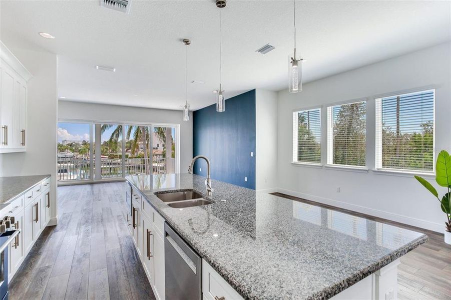 Furnished interior view inside a new home in , Treasure Island (Image 14).