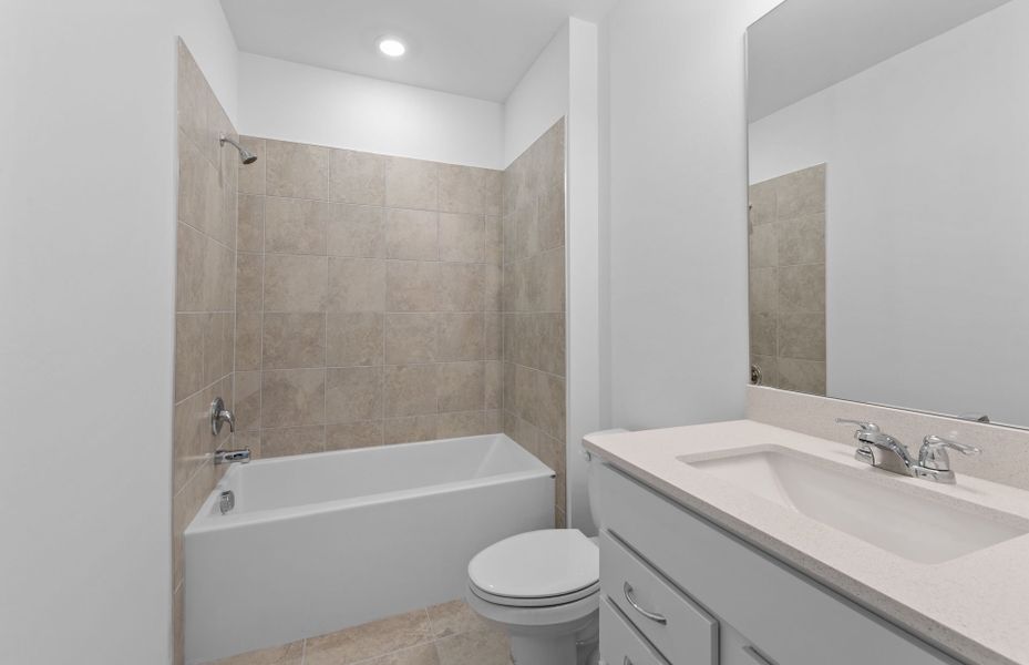 Furnished interior view inside a new home in Whispering Lakes, Lehigh Acres (Image 9).