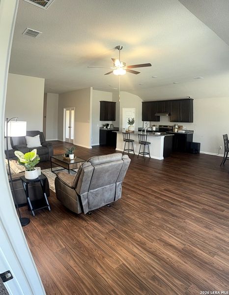 Furnished interior view inside a new home in Jordan's Ranch, San Antonio (Image 10).