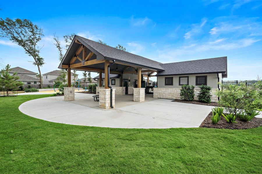 Community amenities in Paloma at Sanford Farms, Waller (Image 25).