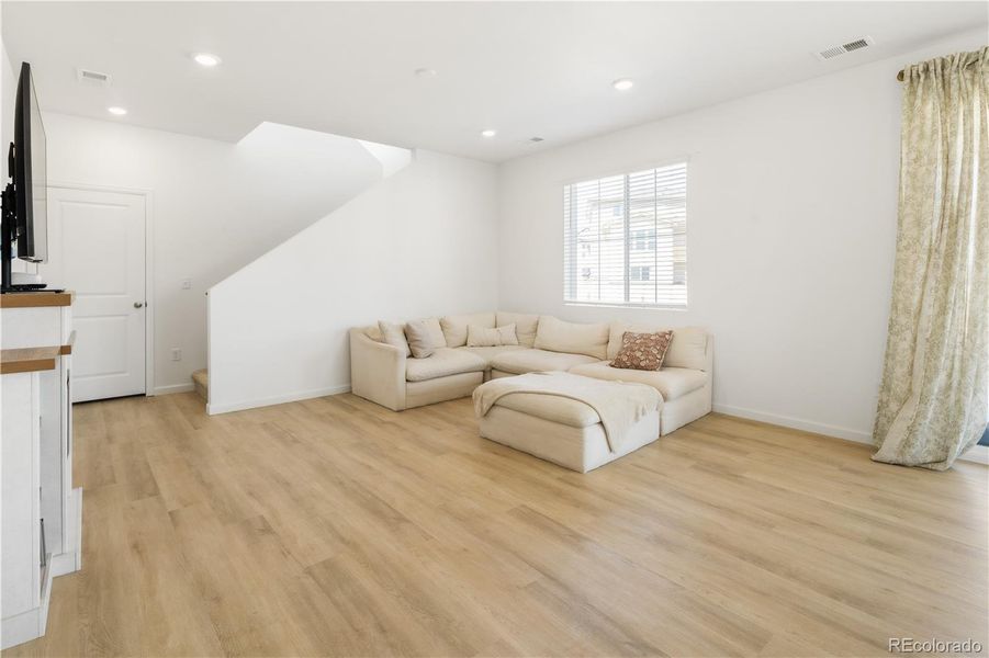 Furnished interior view inside a new home in Creekside Village, Thornton (Image 13). Furnished interior view inside a new home in Creekside Village, Thornton (Image 13).