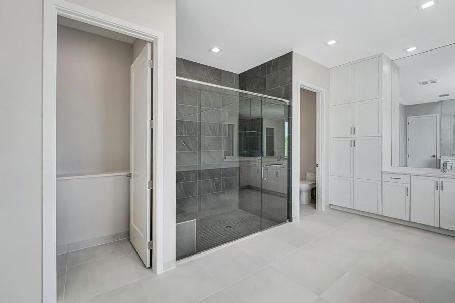 Furnished interior view inside a new home in Apex at Avenir, Palm Beach Gardens (Image 52). Furnished interior view inside a new home in Apex at Avenir, Palm Beach Gardens (Image 52).