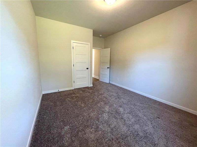 Spacious, unfurnished interior of a new home in Summerlin, Winder (Image 48).