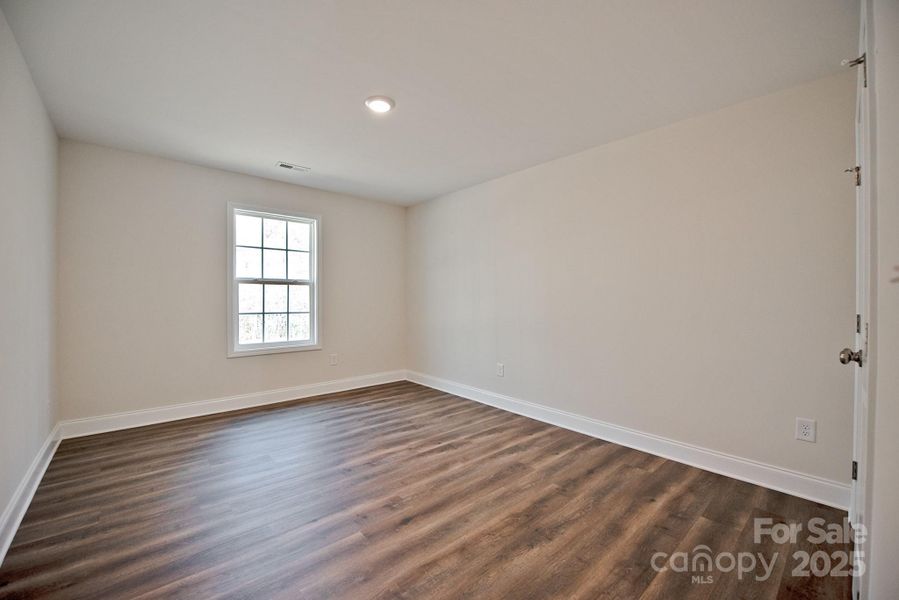 Spacious, unfurnished interior of a new home in , Mount Gilead (Image 14).