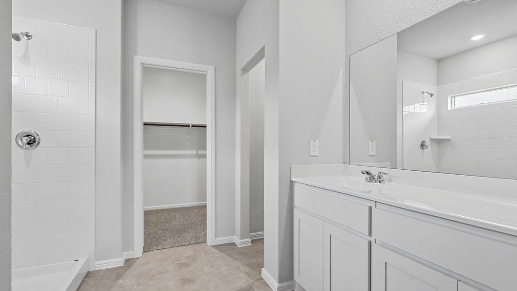 Representative furnished interior of a home built from the Florence by D.R. Horton in The Hills at Reunion, Newark (Image 13). Representative furnished interior of a home built from the Florence by D.R. Horton in The Hills at Reunion, Newark (Image 13).