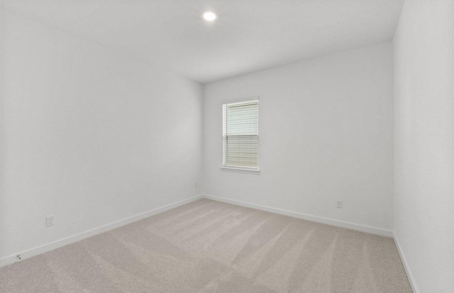 Spacious, unfurnished interior of a new home in Skyview, Belton (Image 13).