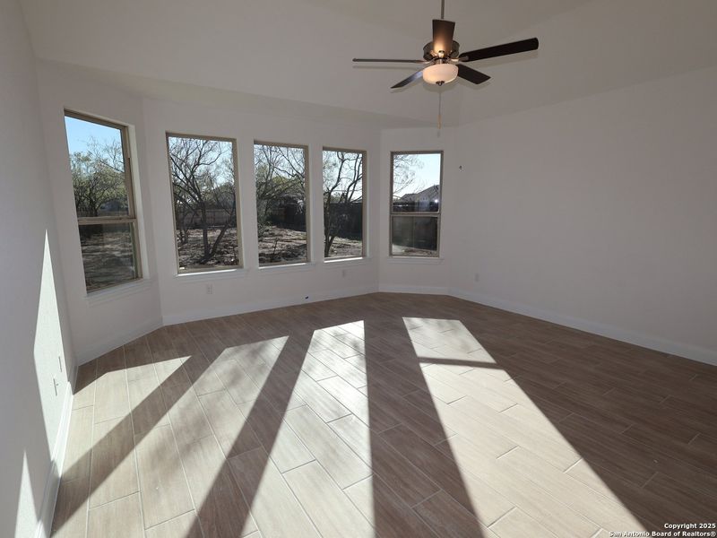 Spacious, unfurnished interior of a new home in Everly Estates, San Antonio (Image 19).