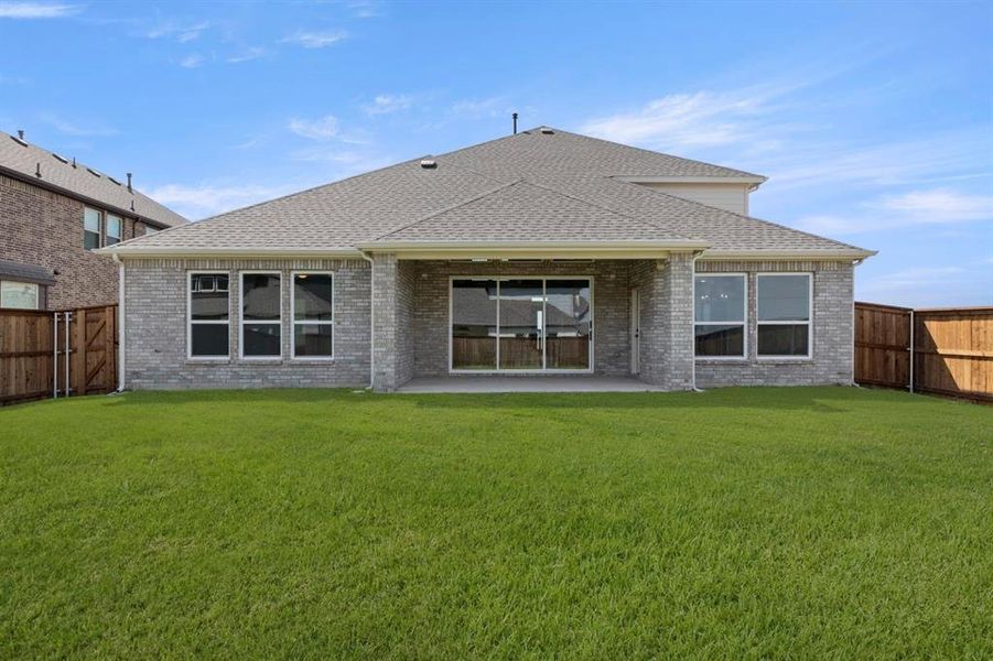 Exterior details and patio area of a home in Polo Ridge, Forney (Image 3). Exterior details and patio area of a home in Polo Ridge, Forney (Image 3).