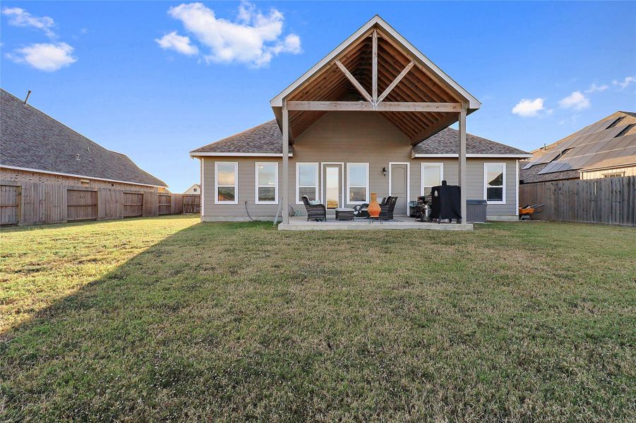 Exterior details and patio area of a home in , Baytown (Image 25).