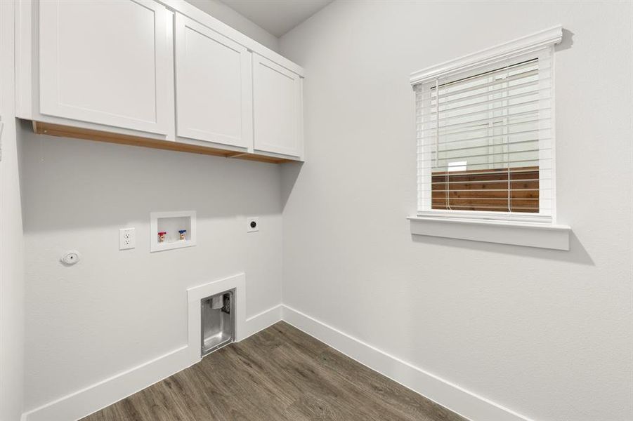 05. 1921 Sapphire - Utility 05. 1921 Sapphire - Utility