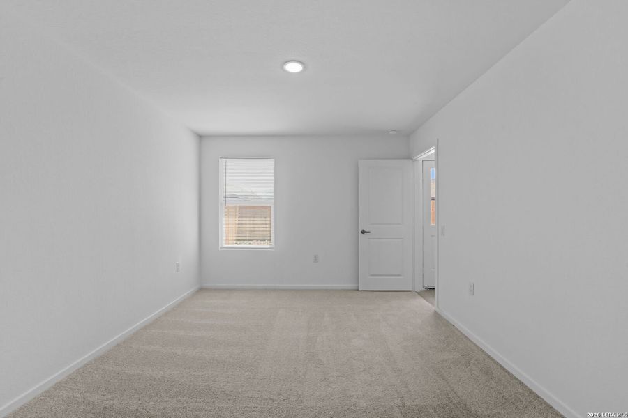 Spacious, unfurnished interior of a new home in Valle Sol, Von Ormy (Image 14). Spacious, unfurnished interior of a new home in Valle Sol, Von Ormy (Image 14).