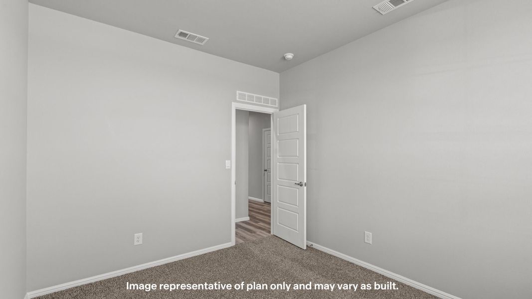 Spacious, unfurnished interior of a new home in Mustang Ridge, Andrews (Image 20).