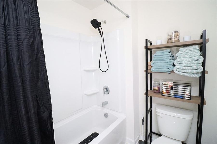 Image 38 of a home in .