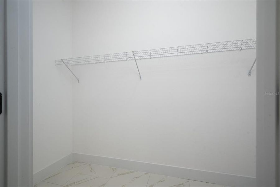 Spacious, unfurnished interior of a new home in , Williston (Image 11).