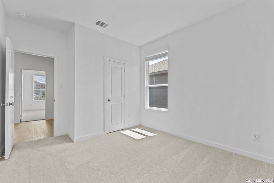Spacious, unfurnished interior of a new home in Grace Gardens, San Antonio (Image 22). Spacious, unfurnished interior of a new home in Grace Gardens, San Antonio (Image 22).