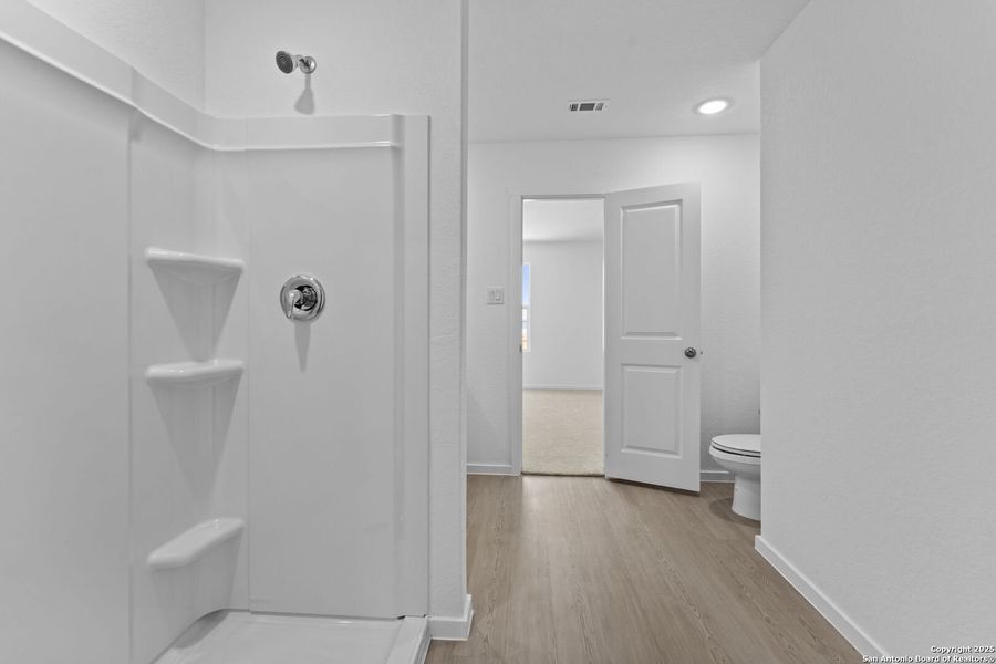 Furnished interior view inside a new home in Lodi Grove, Floresville (Image 4). Furnished interior view inside a new home in Lodi Grove, Floresville (Image 4).