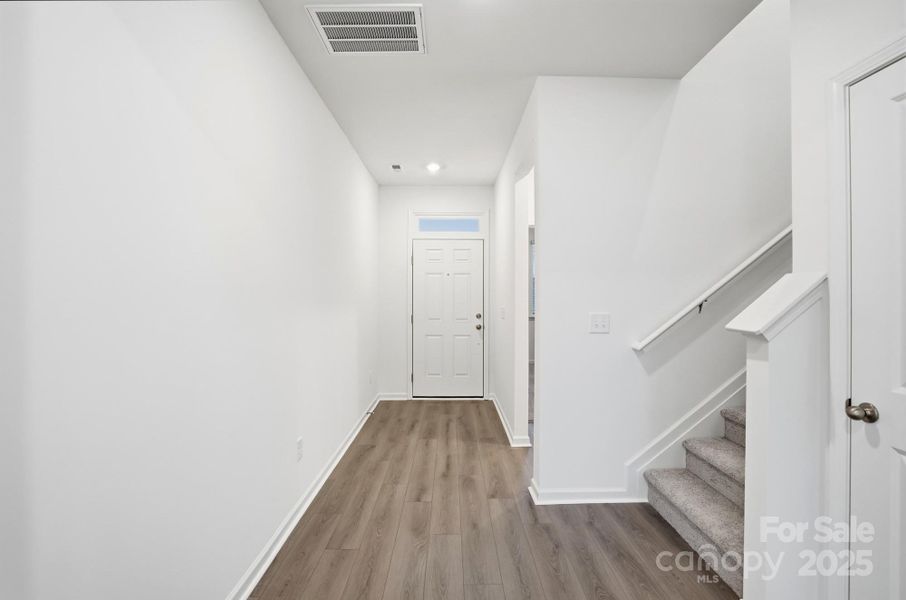 Spacious, unfurnished interior of a new home in Wilson Creek, Indian Land (Image 29).