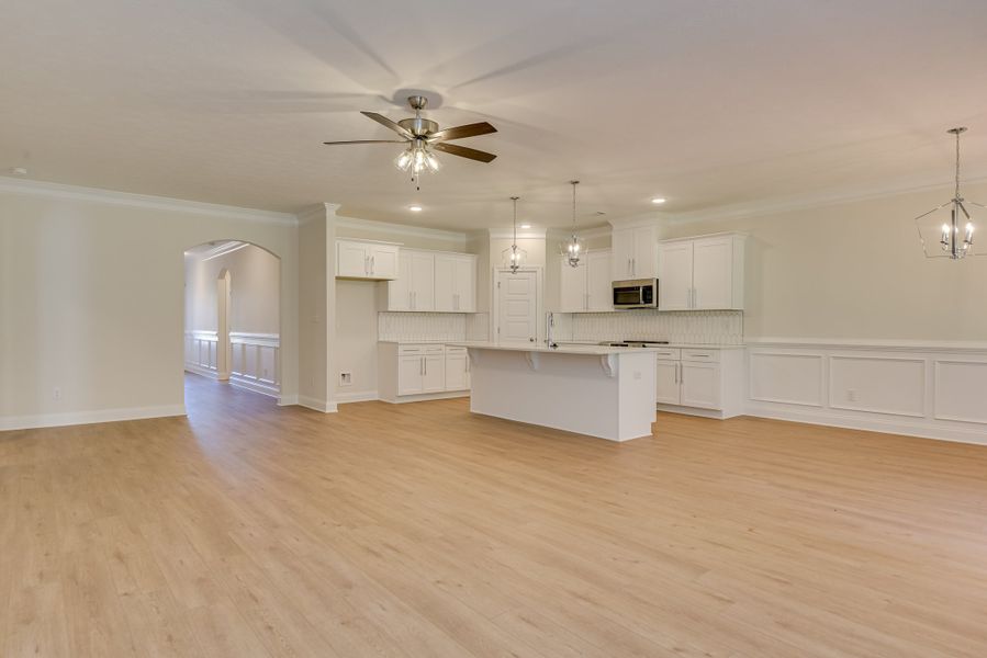 Spacious, unfurnished interior of a new home in The Sanctuary, Aiken (Image 13).