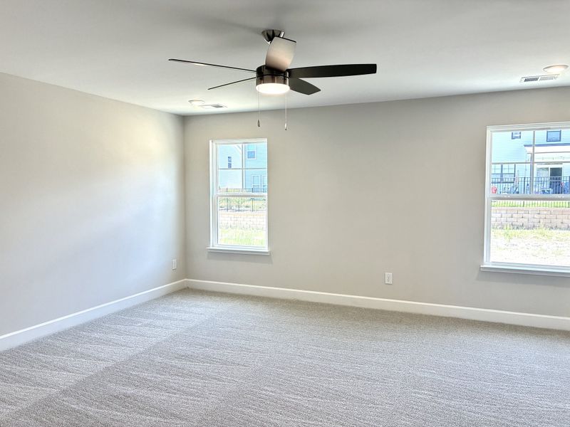 Spacious, unfurnished interior of a new home in Holly Ridge, Greenville (Image 16). Spacious, unfurnished interior of a new home in Holly Ridge, Greenville (Image 16).