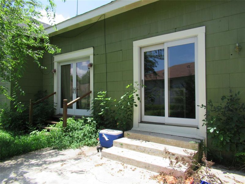 Exterior details and patio area of a home in , Caddo Mills (Image 4). Exterior details and patio area of a home in , Caddo Mills (Image 4).