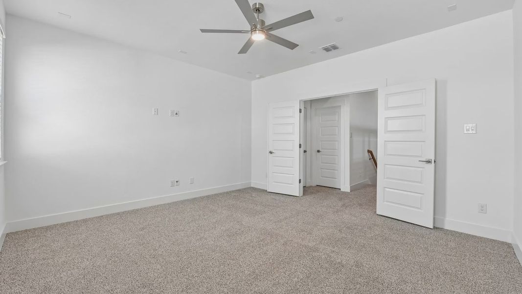 Spacious, unfurnished interior of a new home in Sweetwater, Austin (Image 22).
