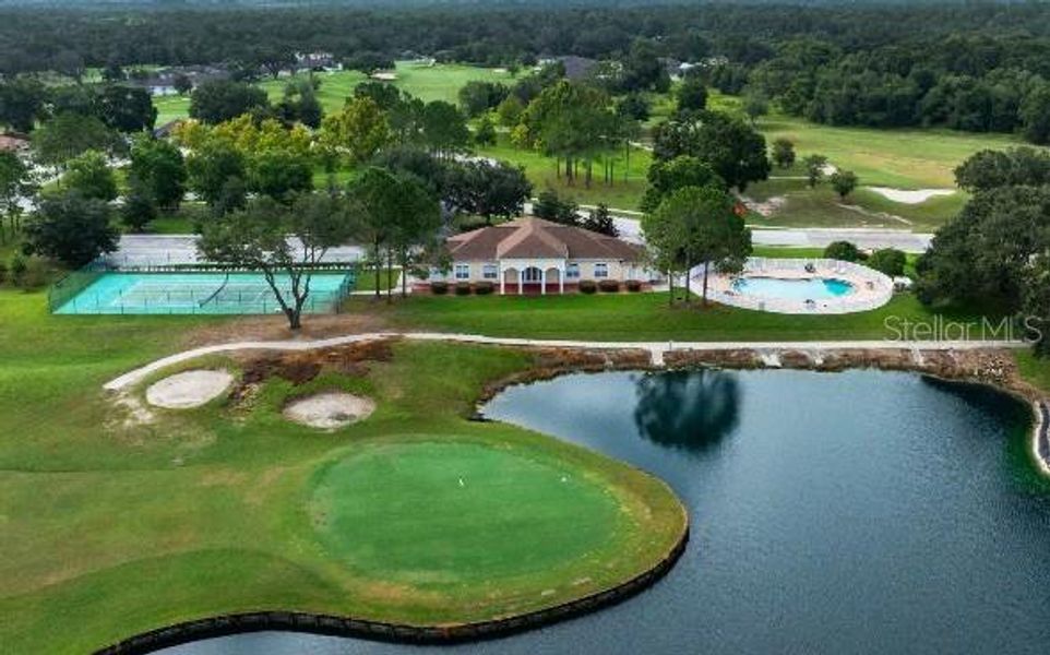 Community amenities in Benton Hills, Brooksville (Image 25).