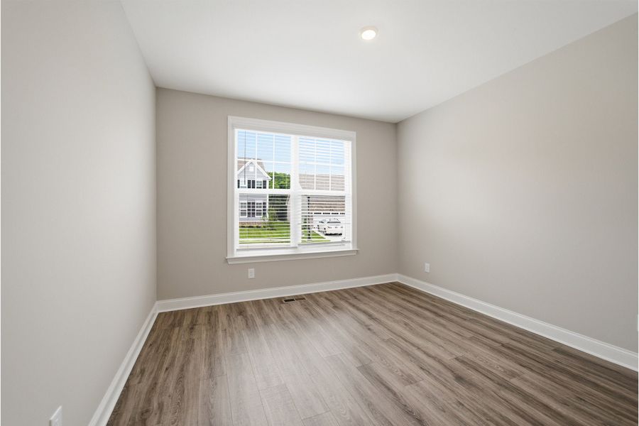 Spacious, unfurnished interior of a new home in The Retreat at Norman Farm, Hendersonville (Image 20).