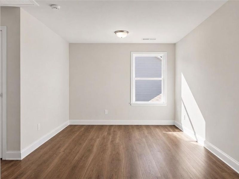 Spacious, unfurnished interior of a new home in Wehunt Meadows, Hoschton (Image 33).
