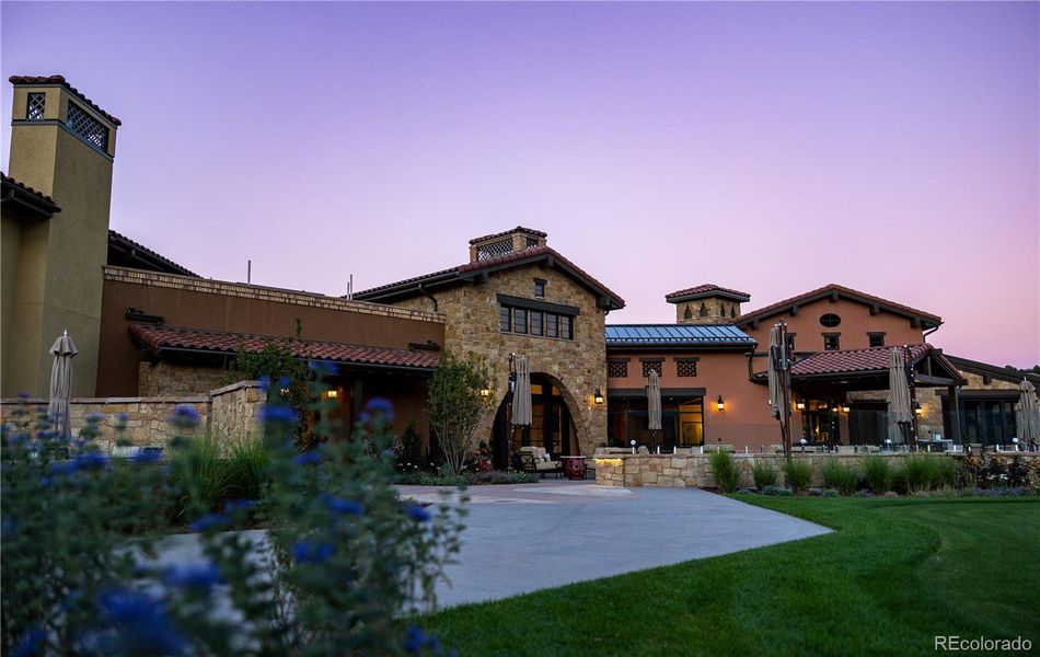 Ravenna Country Club Award-Winning Clubhouse