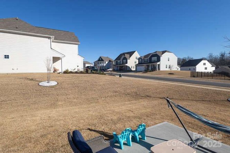 Community amenities in , Mooresville (Image 43).