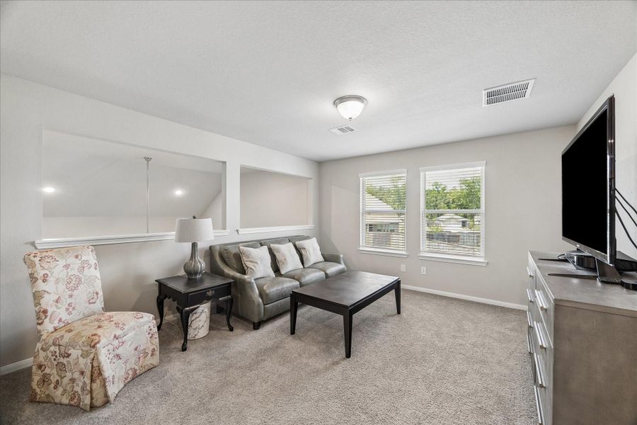 Furnished interior view inside a new home in Stonebrooke, Conroe (Image 16).