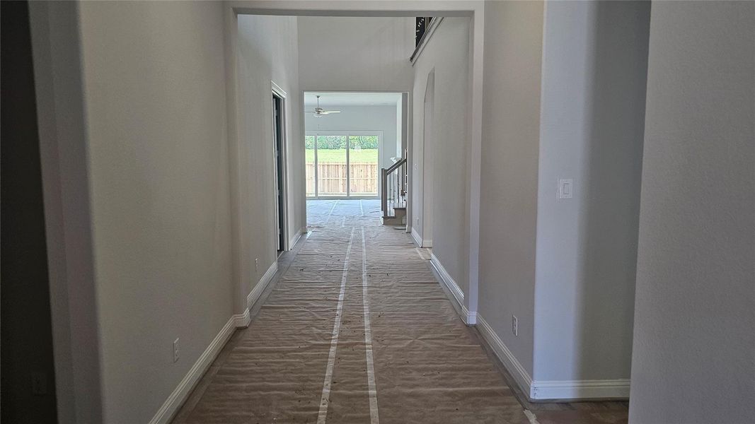 Spacious, unfurnished interior of a new home in Sienna 65', Missouri City (Image 32). Spacious, unfurnished interior of a new home in Sienna 65', Missouri City (Image 32).