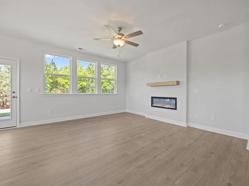 Representative unfurnished interior of a home built from the The Ashport H by Davidson Homes LLC in Heartland, Heartland (Image 18).